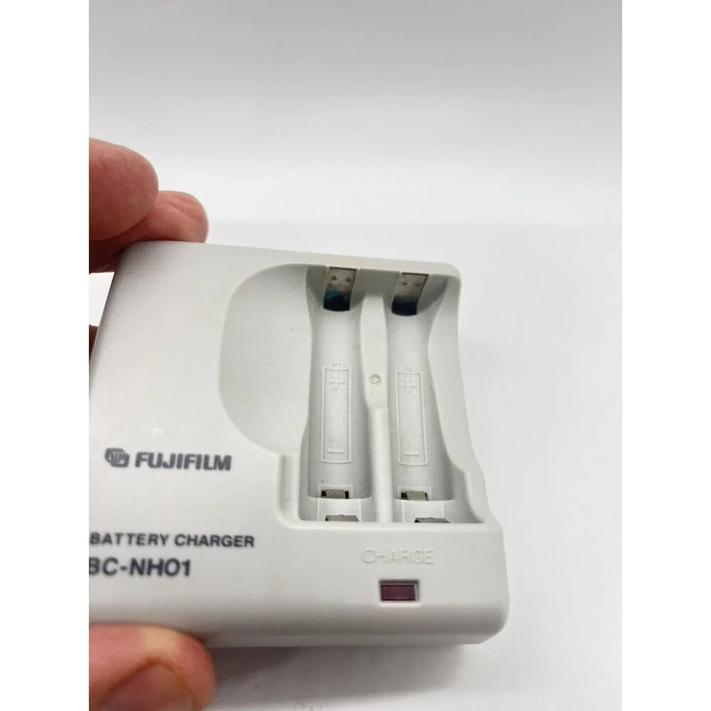 FujiFilm BC-NH01 Battery Charger